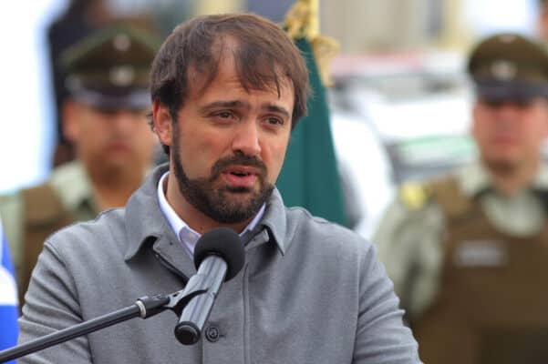 Jorge Sharp es suspendido de su cargo de alcalde de Valparaíso por "abandono de deberes"