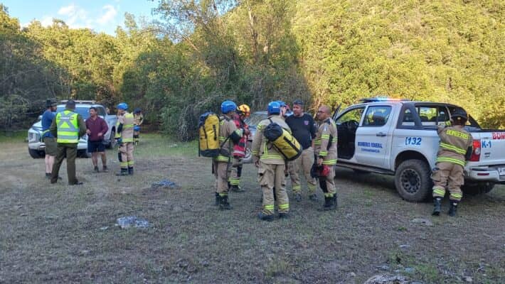 Recuperan cuerpo de pescador fallecido en estero El Pejerrey de Romeral