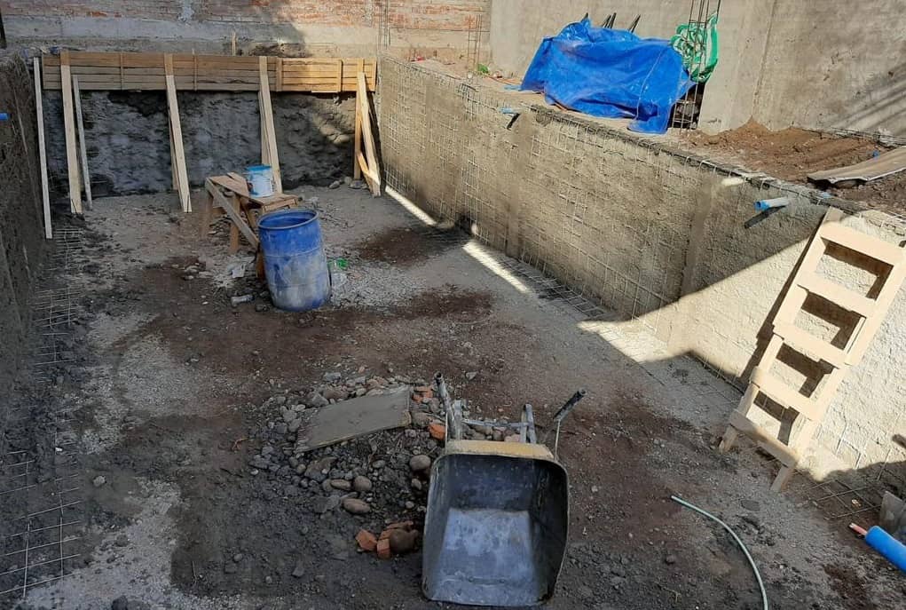 Arquitecta y contratista de Curicó enfrentan querella por estafa tras fallida construcción de centro terapéutico