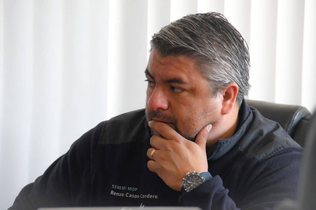Seremi de Obras Públicas comprometió instalación de reductores de velocidad en Zapallar