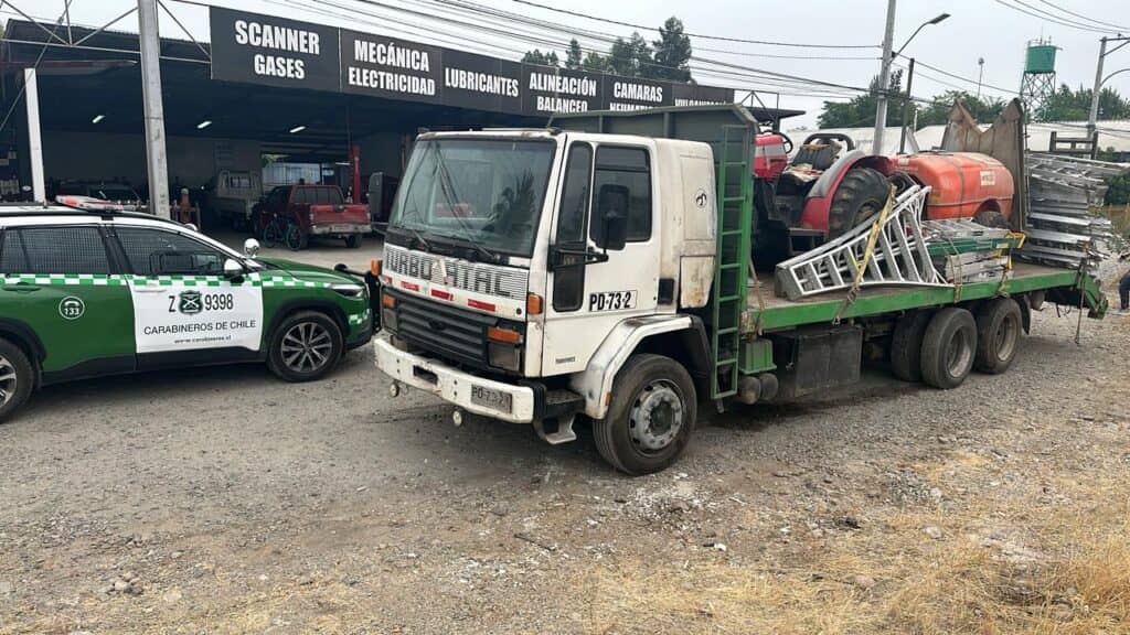 Carabineros de Molina recupera maquinaria agrícola robada desde fundo en el sector Buena Fe
