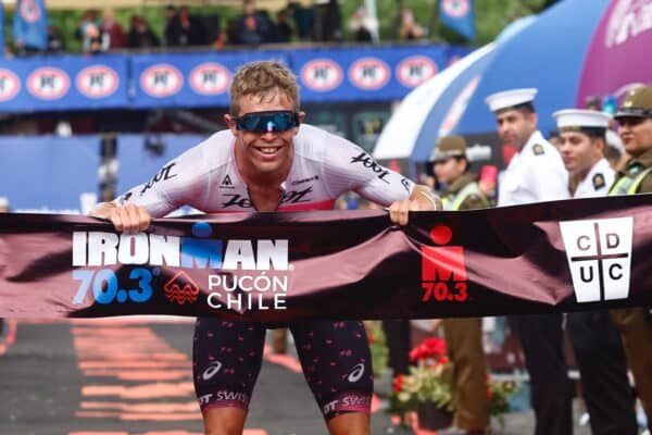 Nuevo récord: Estadounidense Sam Long se quedó con el Ironman de Pucón 2024