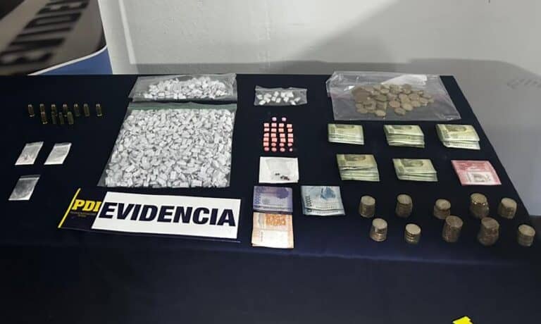 PDI detuvo a tres sujetos por microtráfico en Curicó