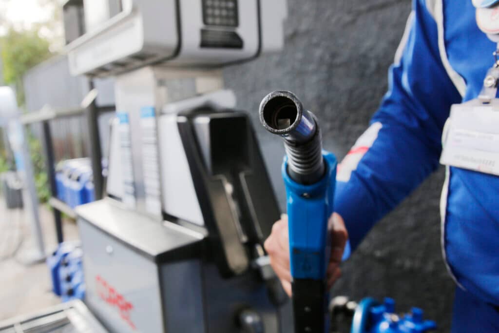 Alza generalizada: Fuerte aumento en el precio de las bencinas y el diésel esta semana