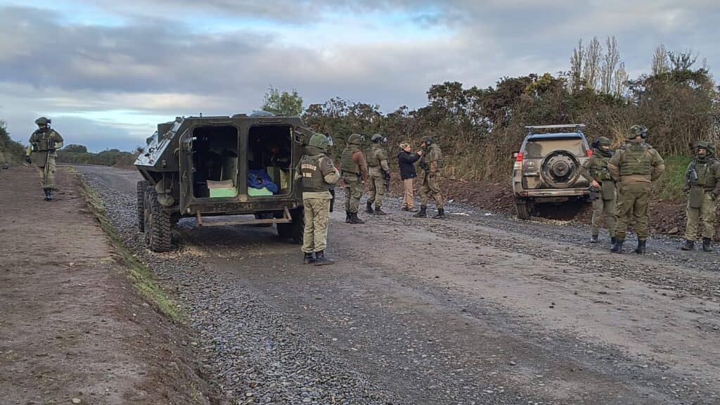 Comunero mapuche intenta atropellar a oficial del Ejército durante fiscalización