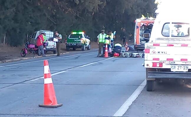 Motorista resulta herido tras colisionar contra camioneta en la Ruta j-60