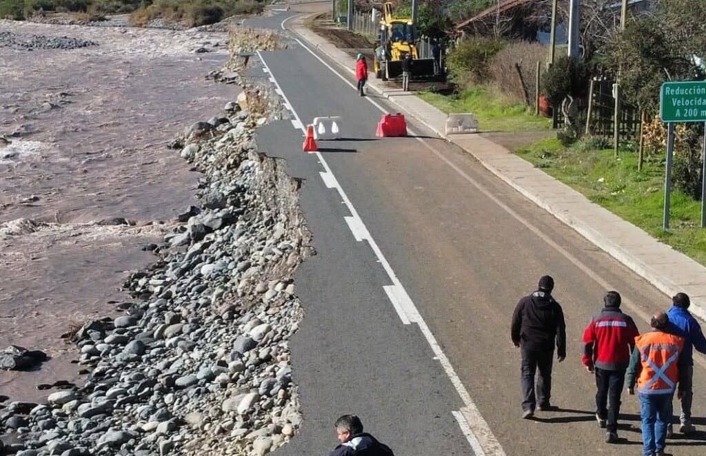 Alcalde de Romeral llamó al autocuidado a quienes visiten la precordillera tras nevazón