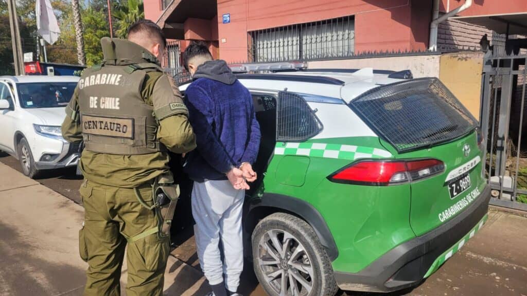 Dos detenidos tras millonario robo a cliente bancario frustrado por Carabineros