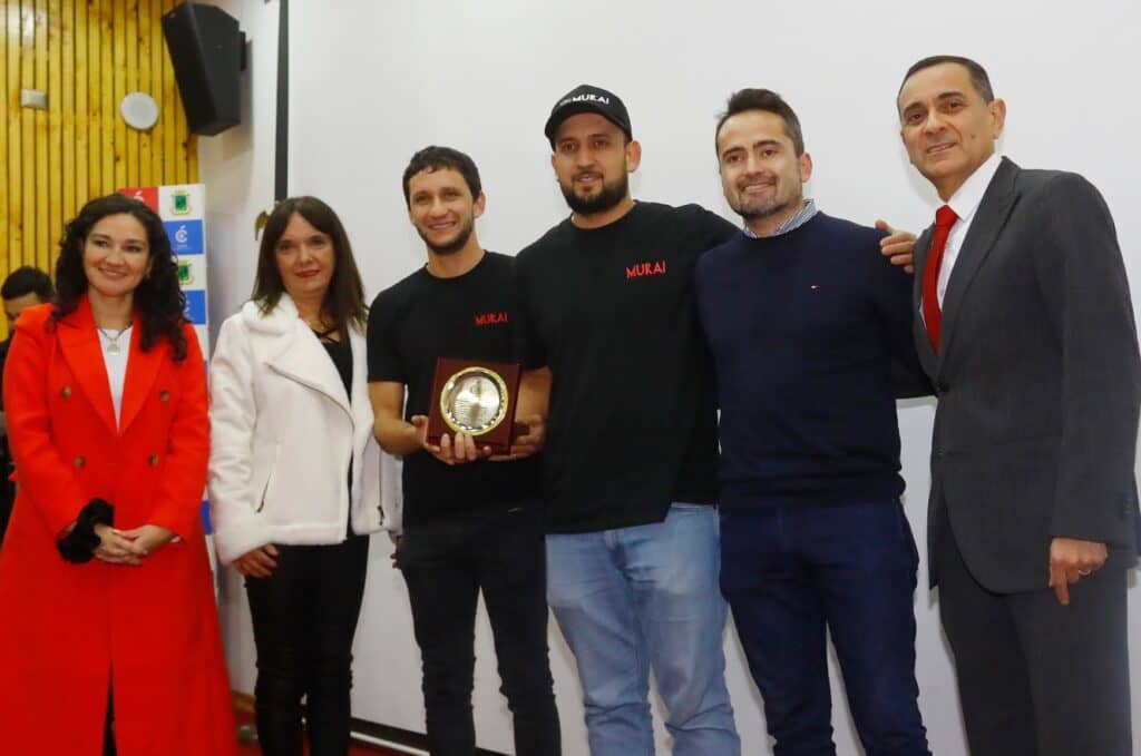 Municipio de Curicó conmemoró Día Nacional del Comercio con homenaje a trabajadores locales