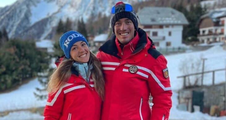 Pareja de esquiadores mueren abrazados tras caer 700 metros en Los Alpes