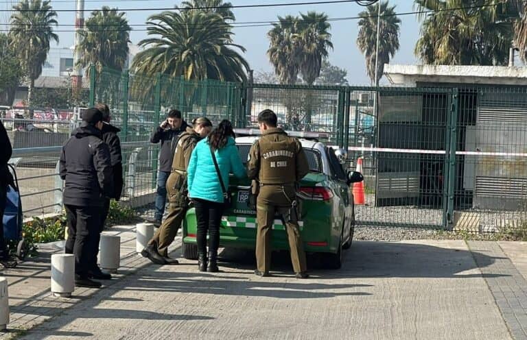 Encuentran fallecido a nochero en paso nivel Villota-Lautaro de Curicó