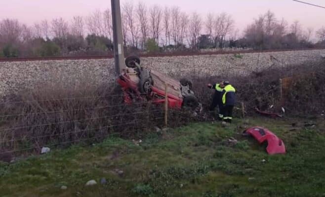 Dos personas fallecidas en accidente: se investiga adelantamiento imprudente