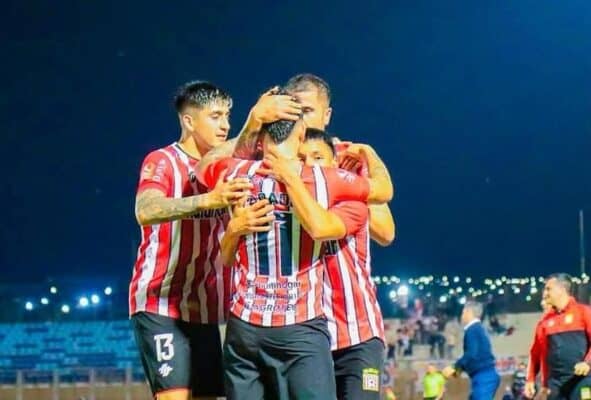 ¡Triunfazo! Los goles estaban en la cantera albirroja