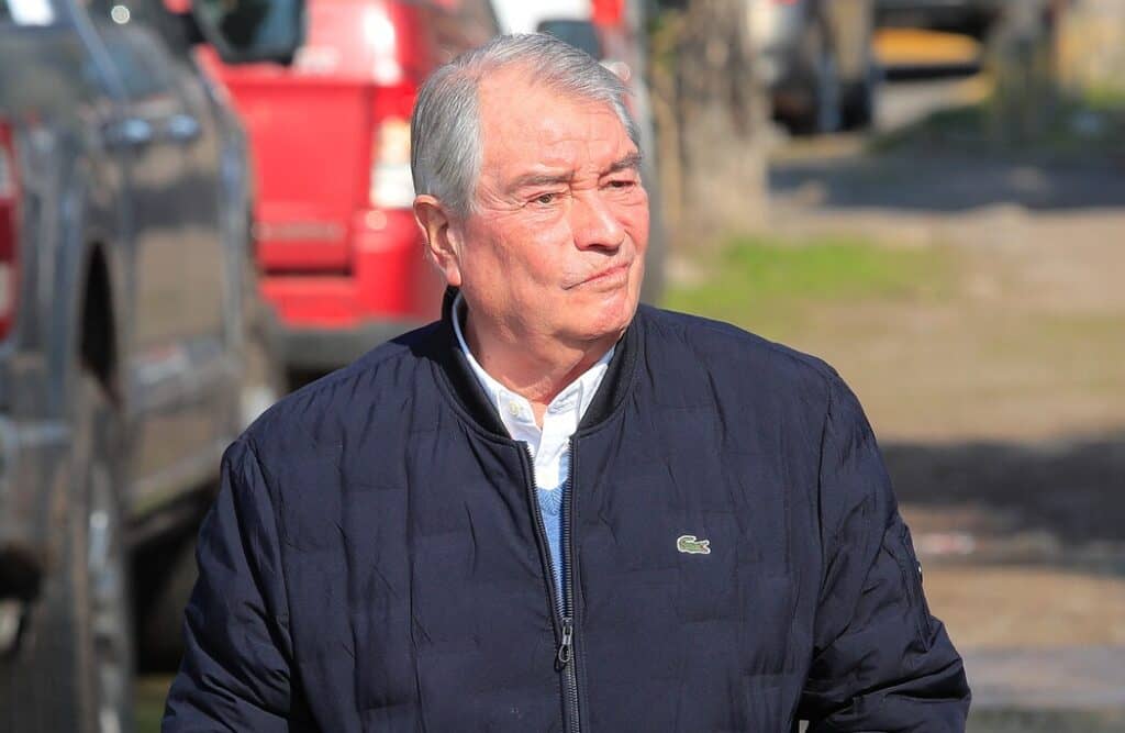 Corte revocó prisión preventiva de Eduardo Macaya y decretó arresto domiciliario total