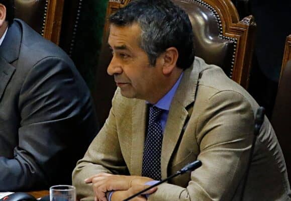 Partido Radical ratifica a Alexis Sepúlveda como candidato al Senado