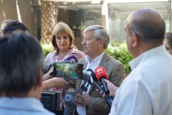 Bordachar hizo un llamado a la tranquilidad de los funcionarios municipales: “Quiero trabajar con ellos”