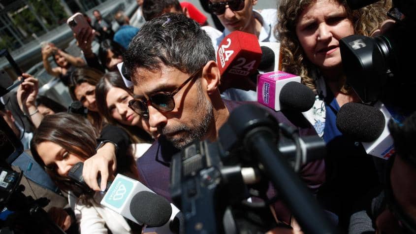 Exfutbolista Jorge Valdivia seguirá con arresto domiciliario nocturno tras reformalización