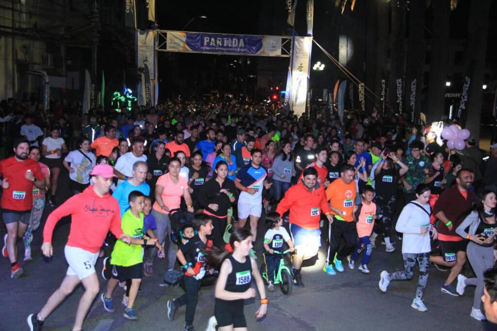 Con éxito se desarrolló la Corrida Nocturna Curicó 2024