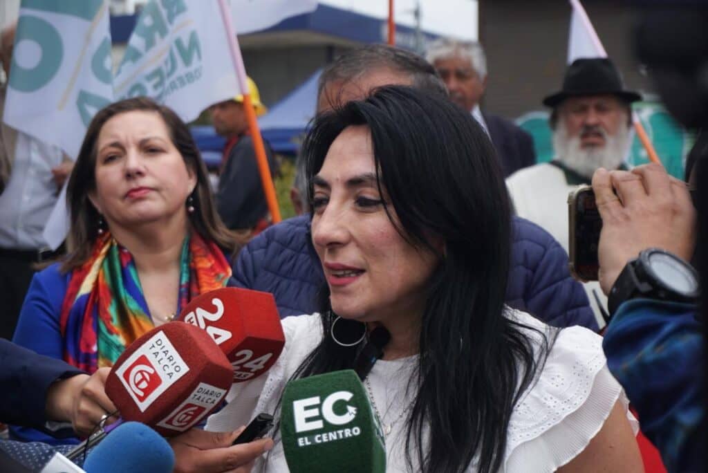 Cristina Bravo no renunciará al cargo de gobernadora regional