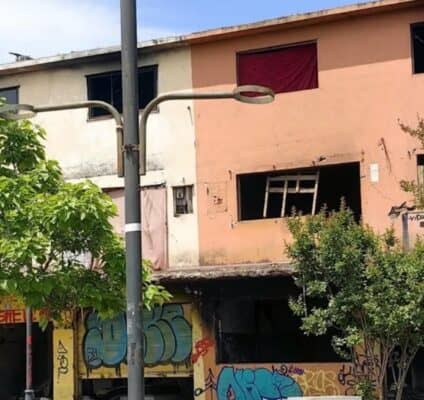 Diputada Bulnes valora demolición de edificios abandonados en el barrio Abate Molina de Talca