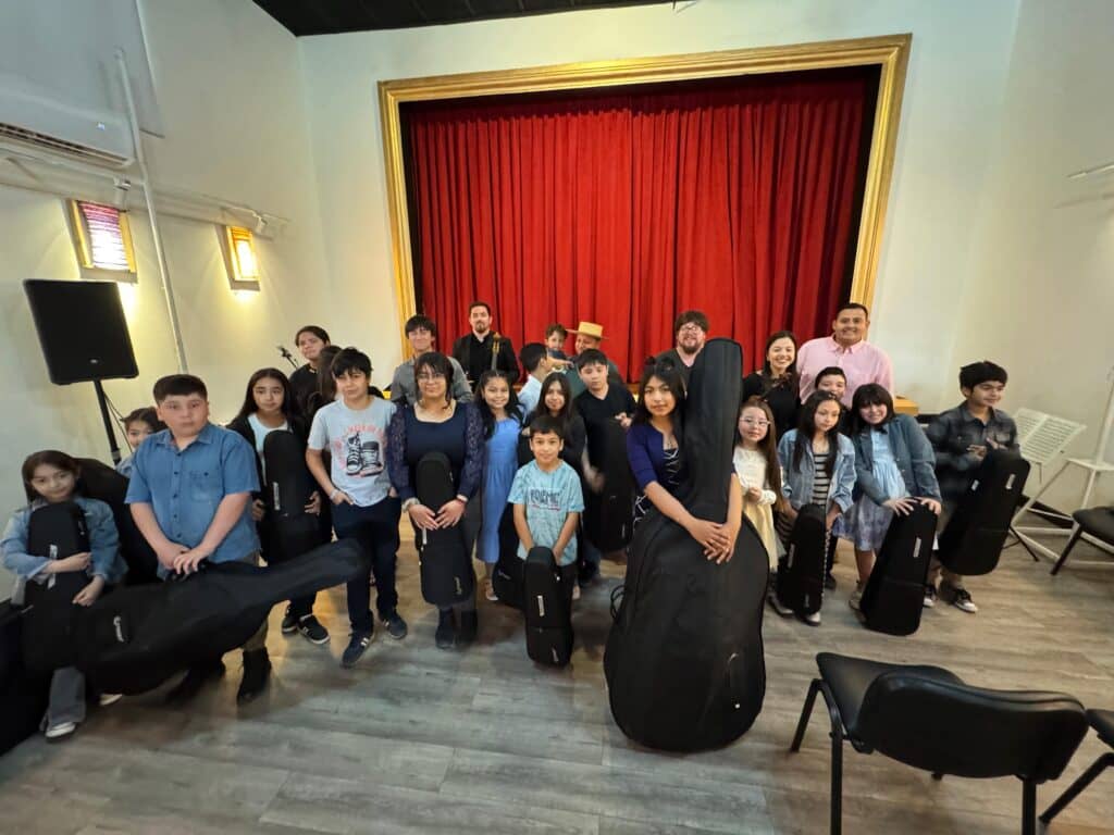 Orquesta Infanto Juvenil de Sagrada Familia recibió nuevos instrumentos