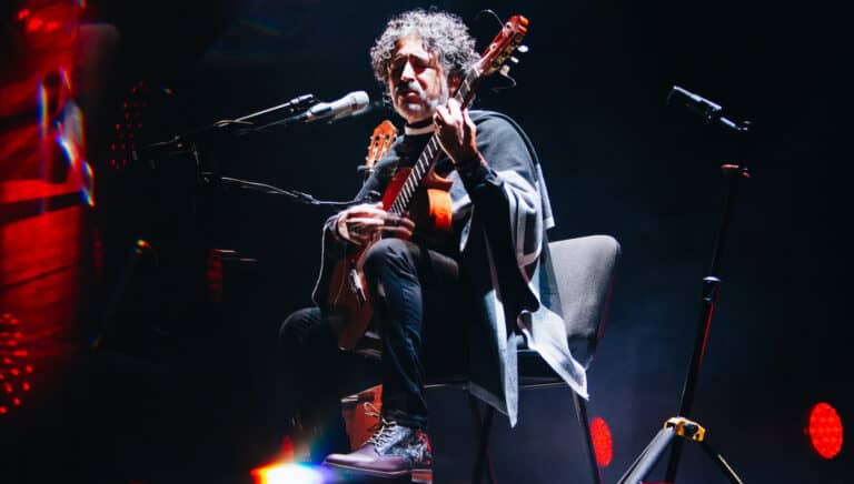 Manuel García celebra 20 años de "Pánico" con gira por Europa y concierto en Curicó