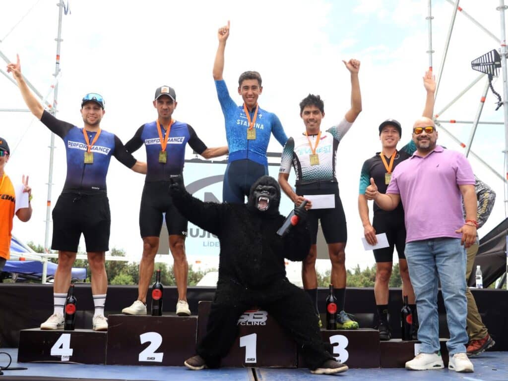 Pedro "Pipo" Núñez se quedó el Rally Kingkona MTB 2025