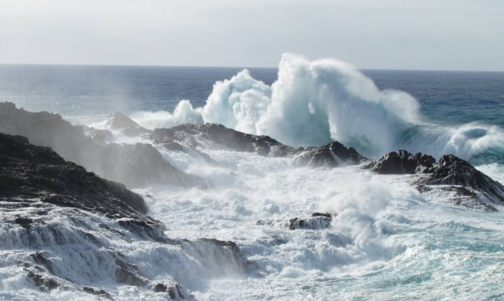 Marejadas anormales afectarán las costas desde Arica al Biobío del 3 al 6 de enero