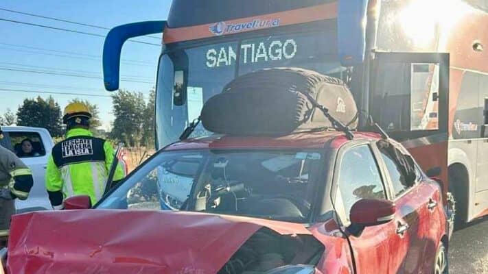 Colisión múltiple en Ruta 5 Sur deja un lesionado y provoca congestión en Lontué