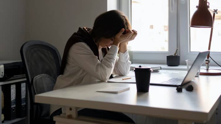 Cambio de hora 2025: Consejos para una mejor adaptación personal y laboral