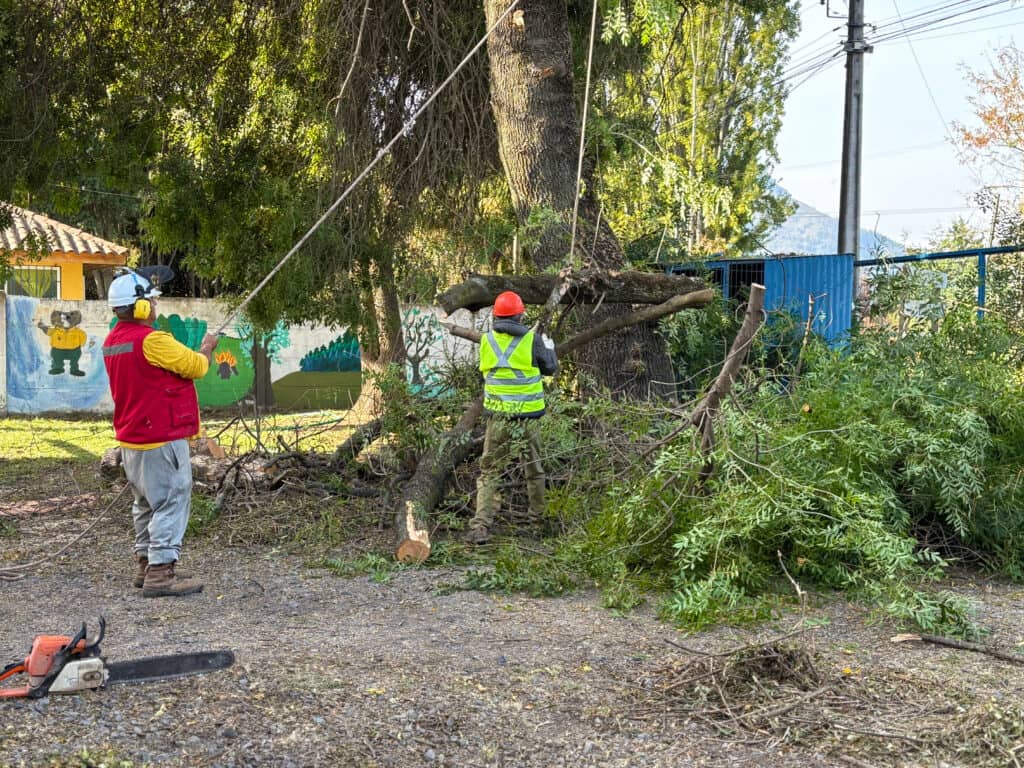 Molina se prepara para las precipitaciones abordando más de 30 puntos críticos