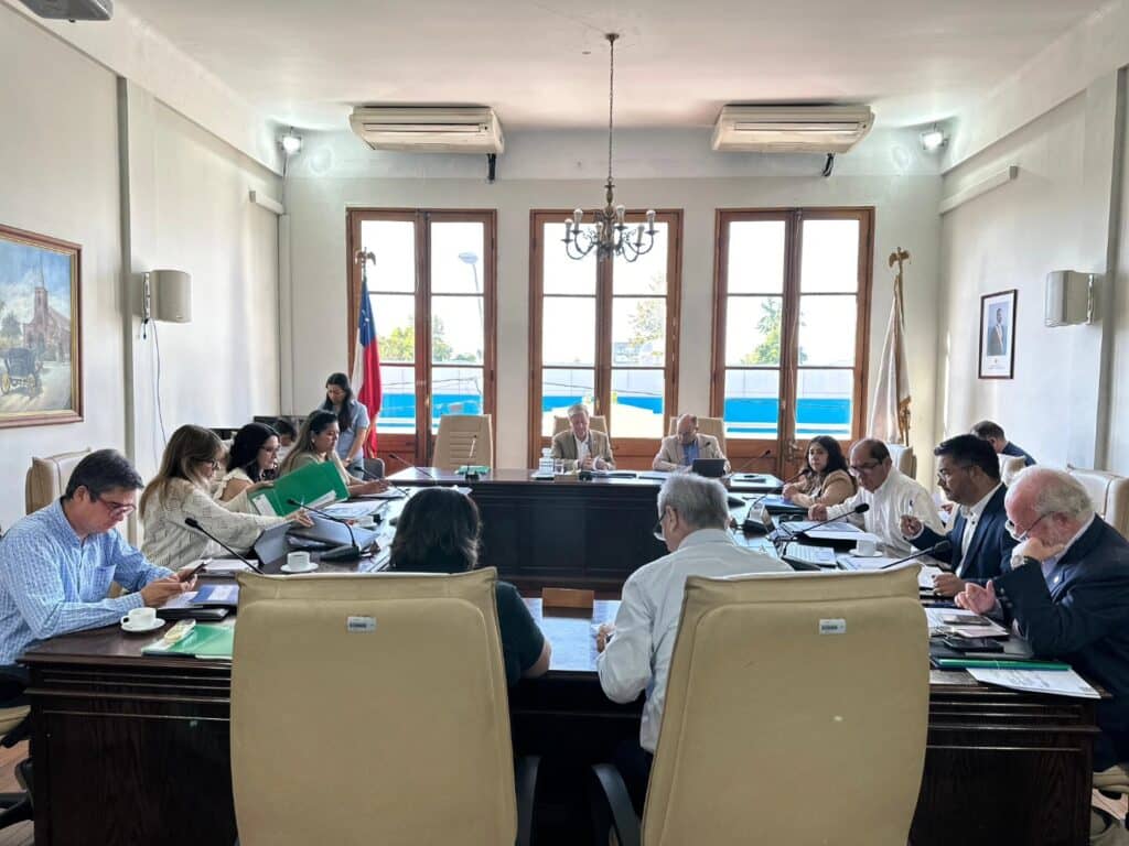 Concejales modifican tabla para exigir una auditoría externa al municipio curicano