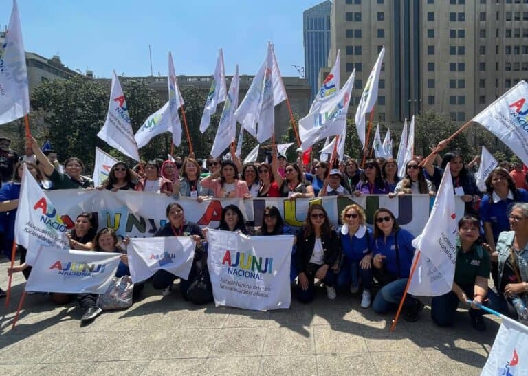 Continúa paro nacional de AJUNJI mientras dirigencias se reúnen con autoridades