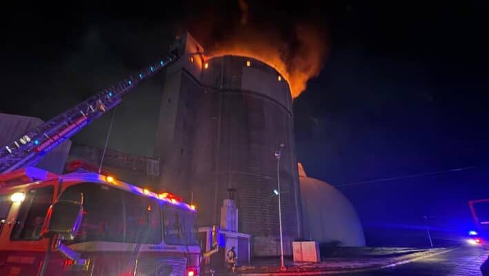 Incendio afecta a las instalaciones de la empresa Iansa en Curicó