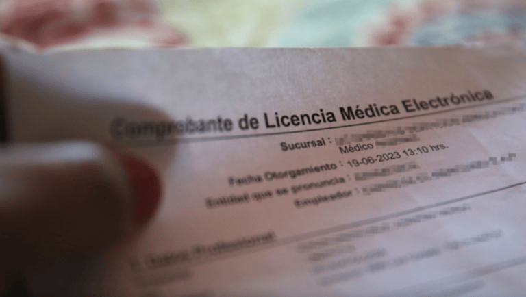 Hermana del exfiscal Carlos Gajardo es sumariada por uso irregular de licencia médica