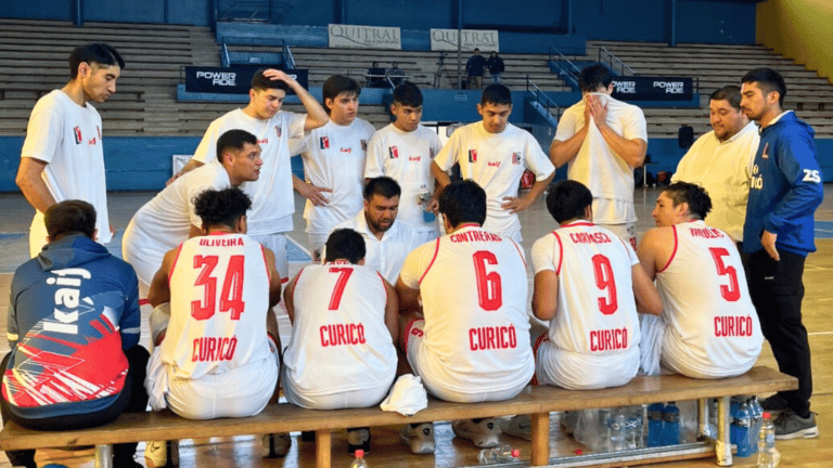 Liceo Curicó va en busca de los Play Off