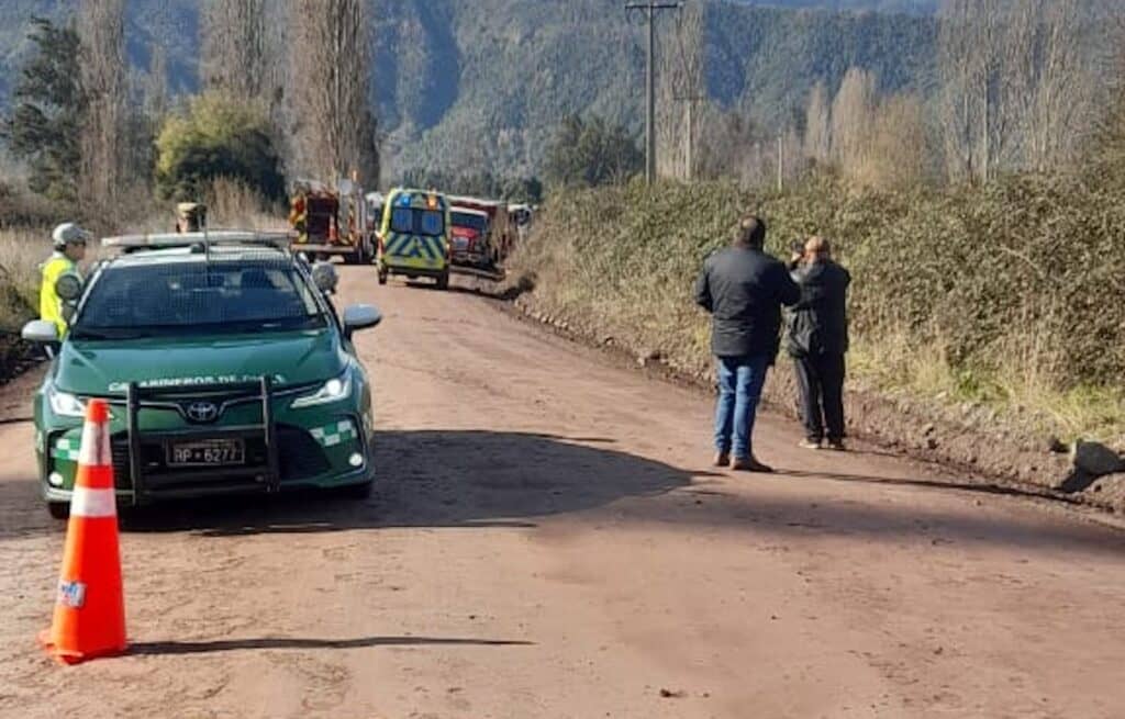 Fatal colisión frontal en Teno cobra la vida de conductor y deja a dos mujeres lesionadas