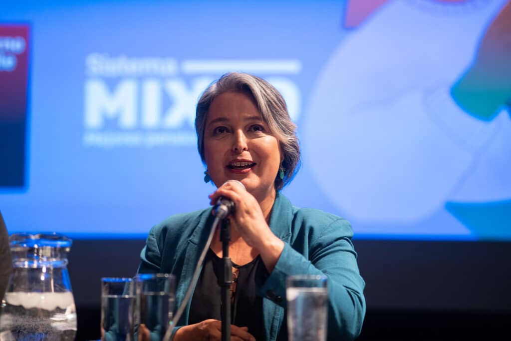 Más de 160 empresarios llaman a la unidad de la derecha para evitar triunfo de Jeannette Jara
