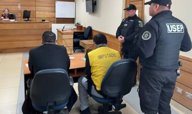 Madre de víctima de exprofesor acusado por delitos sexuales: "Él tiene que pagar, es una persona enferma"