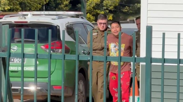 Detienen a individuos por millonario robo en colegio de Iloca