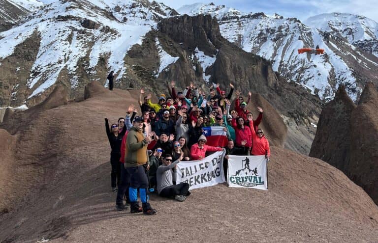 A la cima de la "Muela del Diablo": Trekking de Curicó desafía el Valle de Los Cóndores