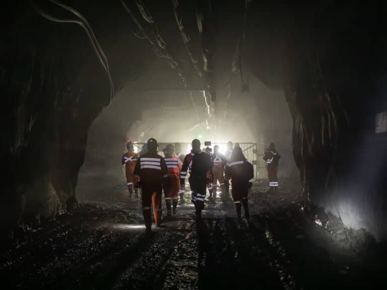 Fiscalía identifica a dos cuerpos más encontrados en la mina El Teniente