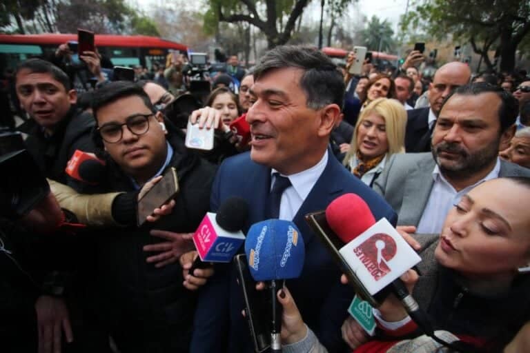 Franco Parisi inscribe su tercera candidatura presidencial arremetiendo contra el Presidente Boric