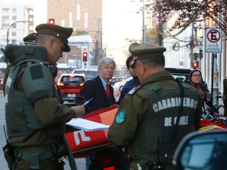 Carabineros retira 30 vehículos de circulación en Curicó por falta de documentación