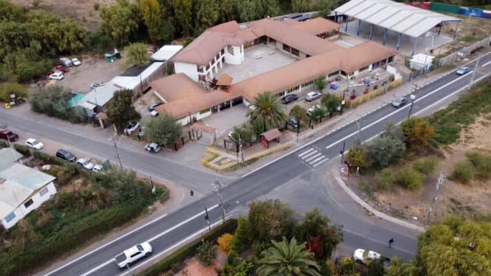 Municipio de Rauco condena robo de 17 computadores desde la Escuela El Plumero