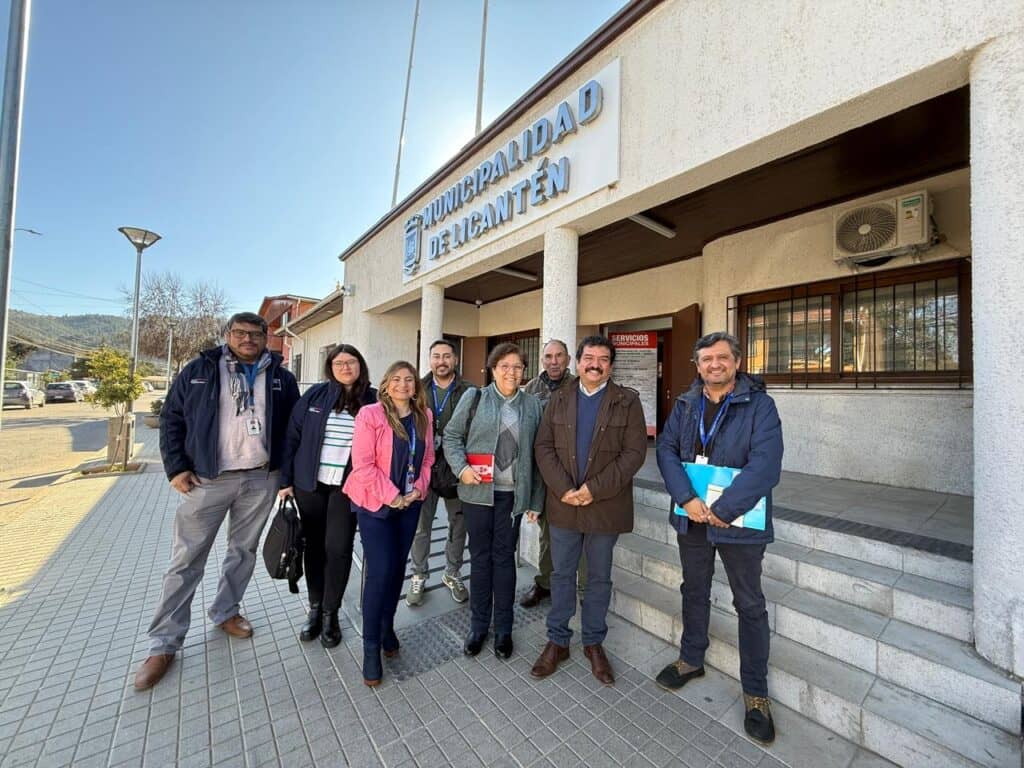 Municipio y Serviu Maule coordinan entrega de viviendas en Alto de Licantén