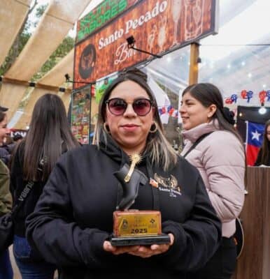 Premio Espíritu de la Chilenidad 2025 reconoció al emprendimiento “Santo Pecado” en Curicó