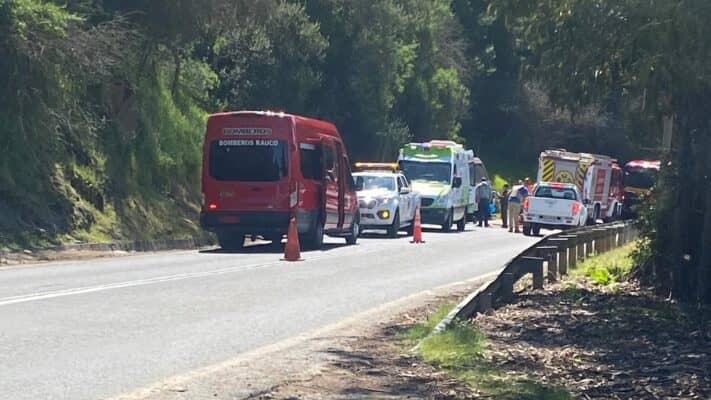 Un reventón de neumático habría causado grave accidente vial en la Ruta J-60