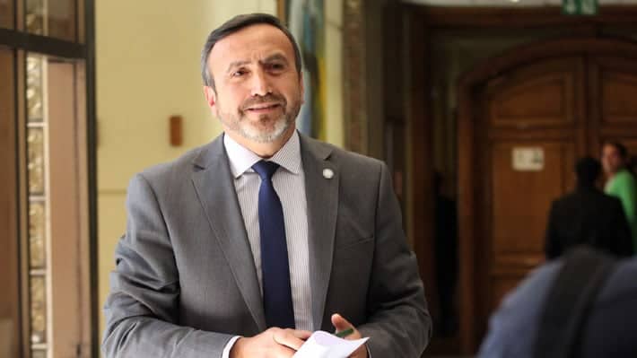 Servel acepta candidatura independiente de Francisco Pulgar