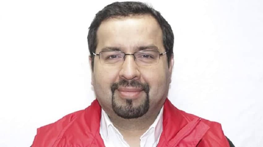 Funcionario de Molina se "amotina" tras ser destituido por uso fraudulento de licencias médicas